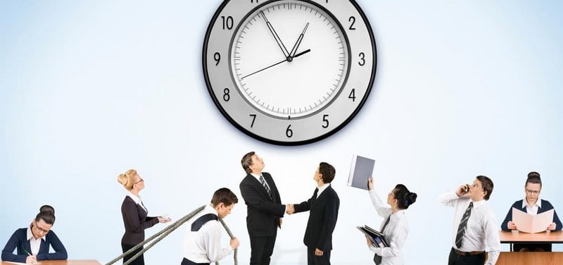 Последний день месяца — выходной. Как закрыть табель учета рабочего времени?