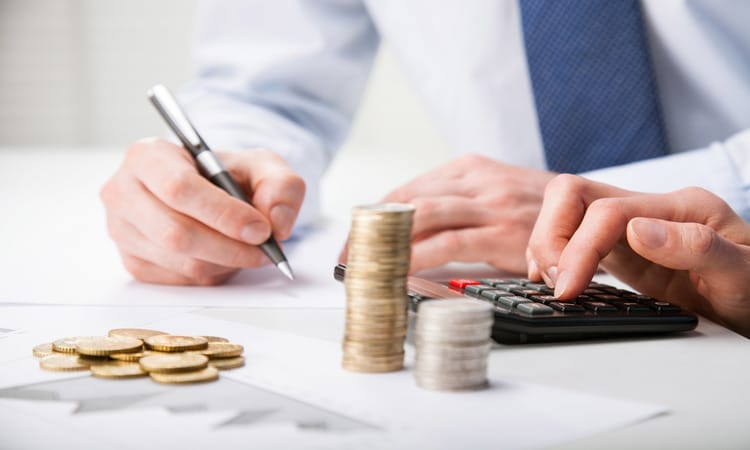 В какой срок необходимо уведомить ФНС о льготах по земельному и транспортному налогам?